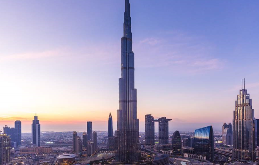 Burj Khalifa At The Top 124th Floor + 125th Floor